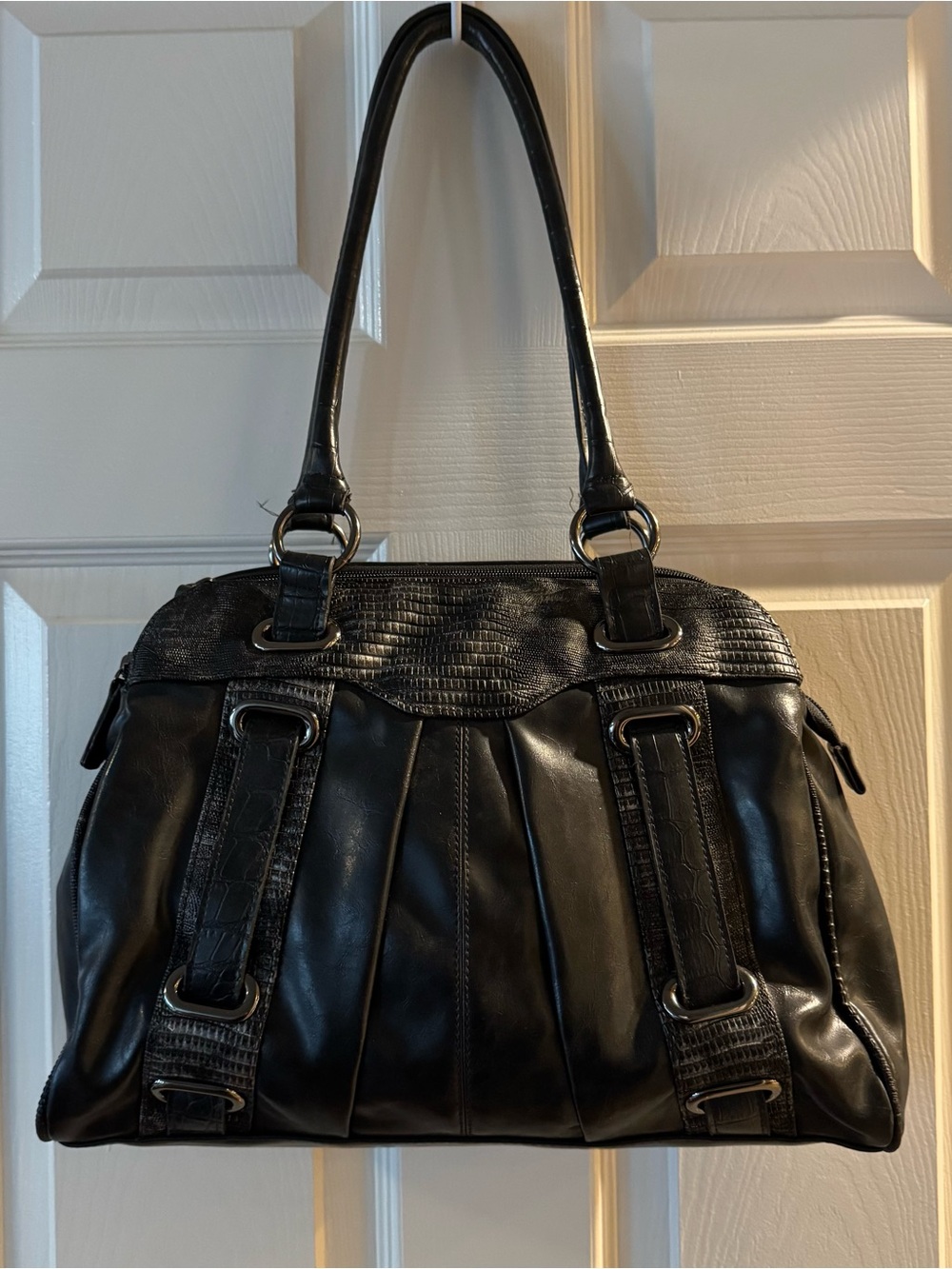 La Diva Black Handbag Croc Reptilian Textured Panel Satchel Shoulder Bag